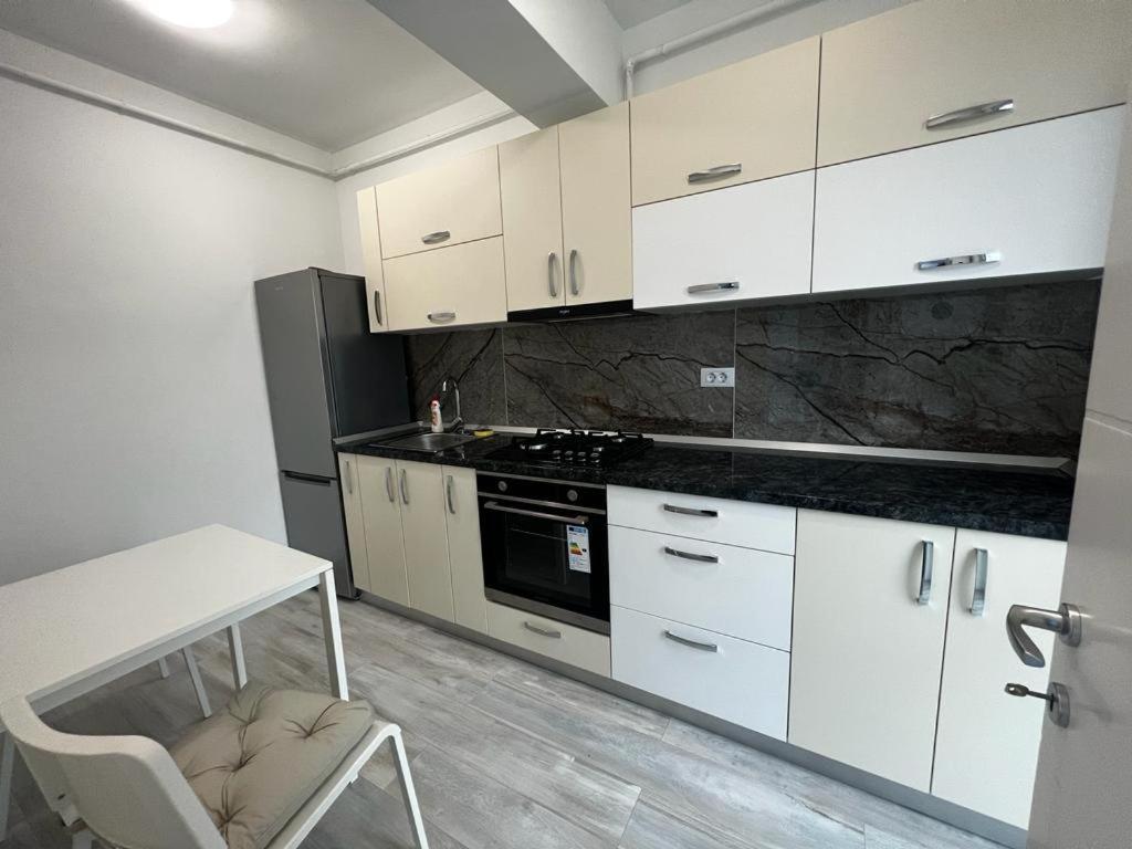 Urban Apartments And Studios - City Center 이아시 외부 사진